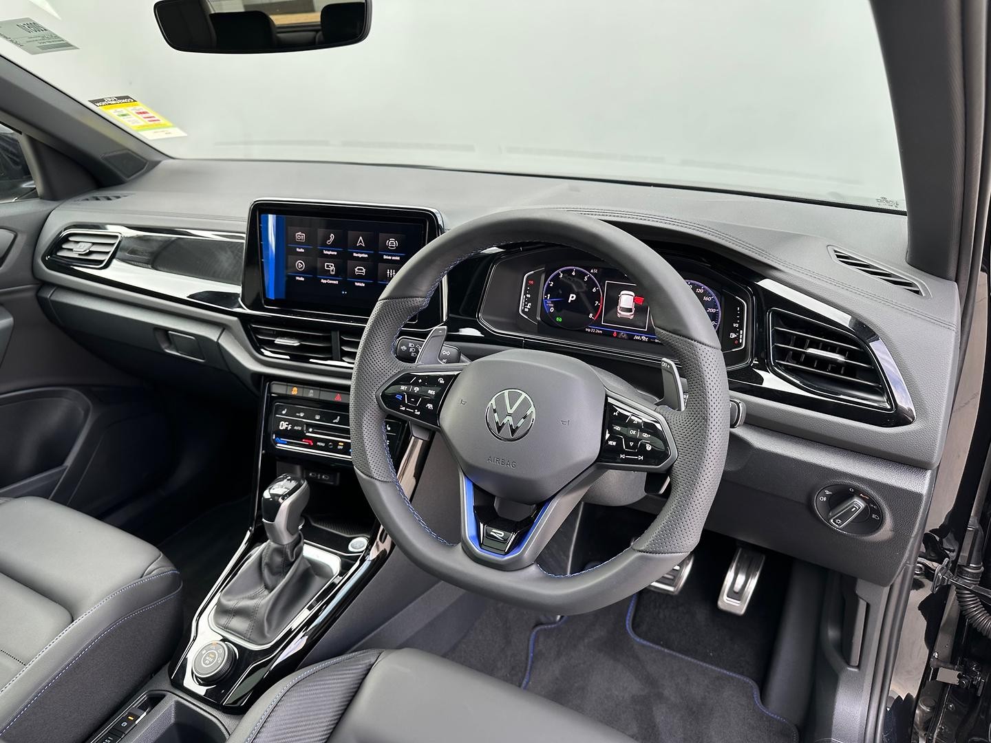 Volkswagen T-roc image 4