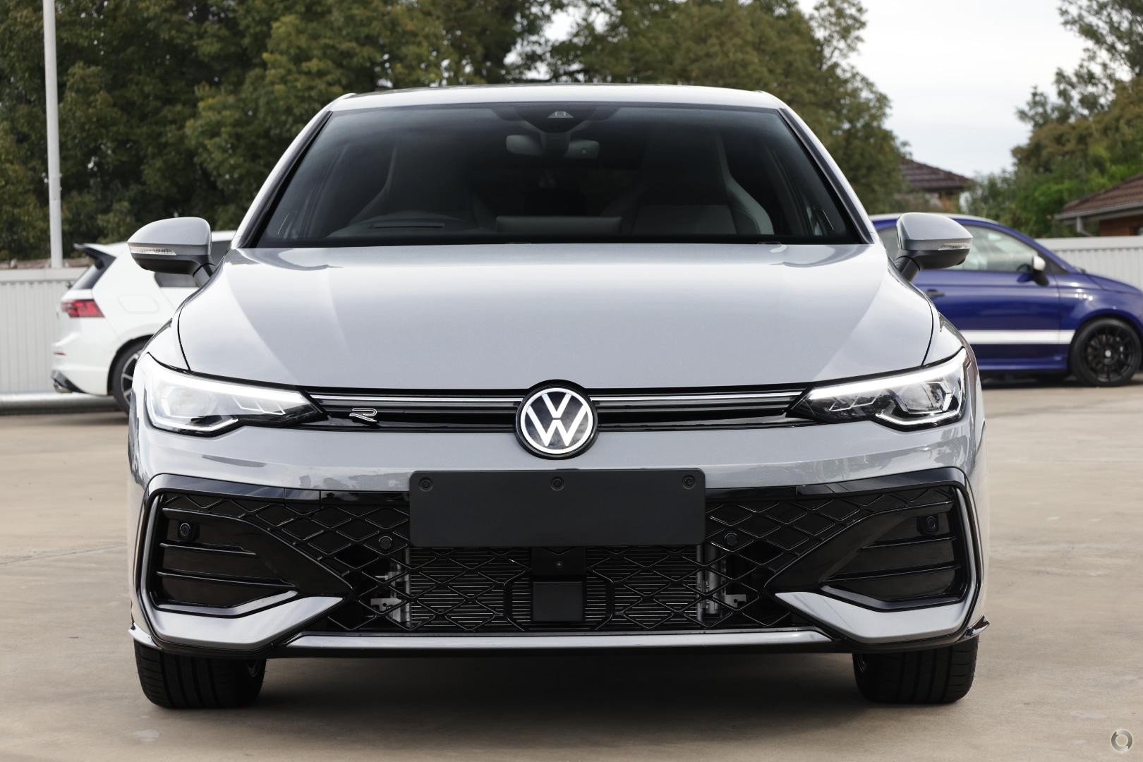 Volkswagen Golf image 2