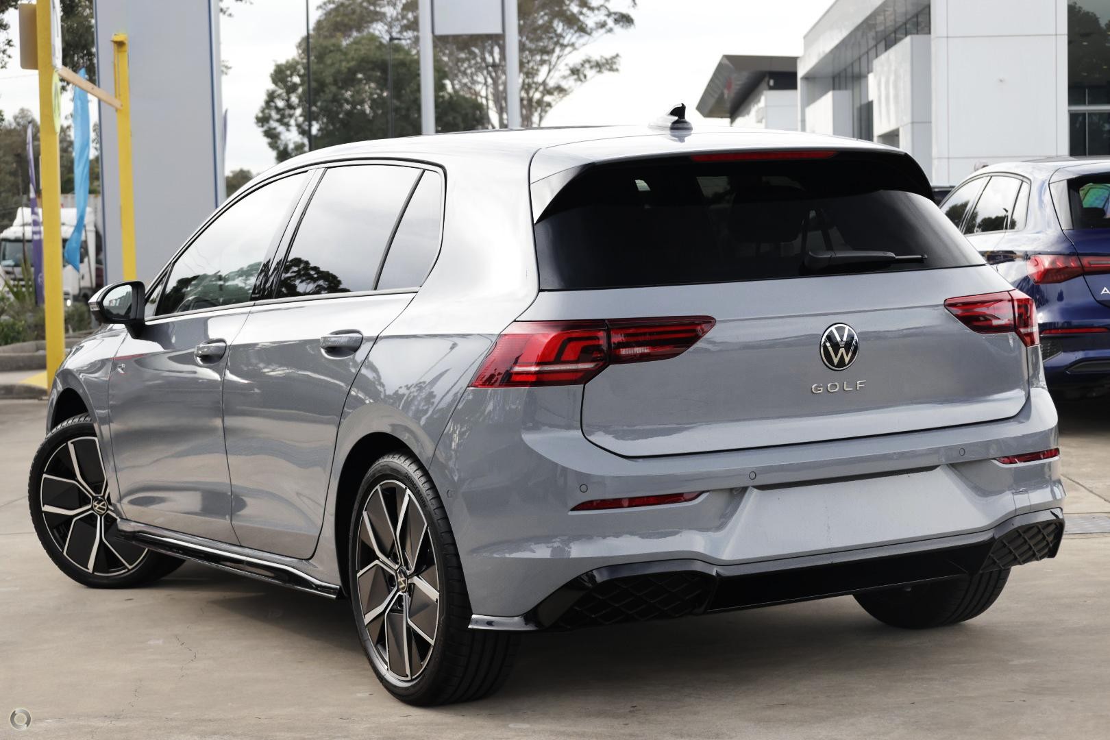 Volkswagen Golf image 4
