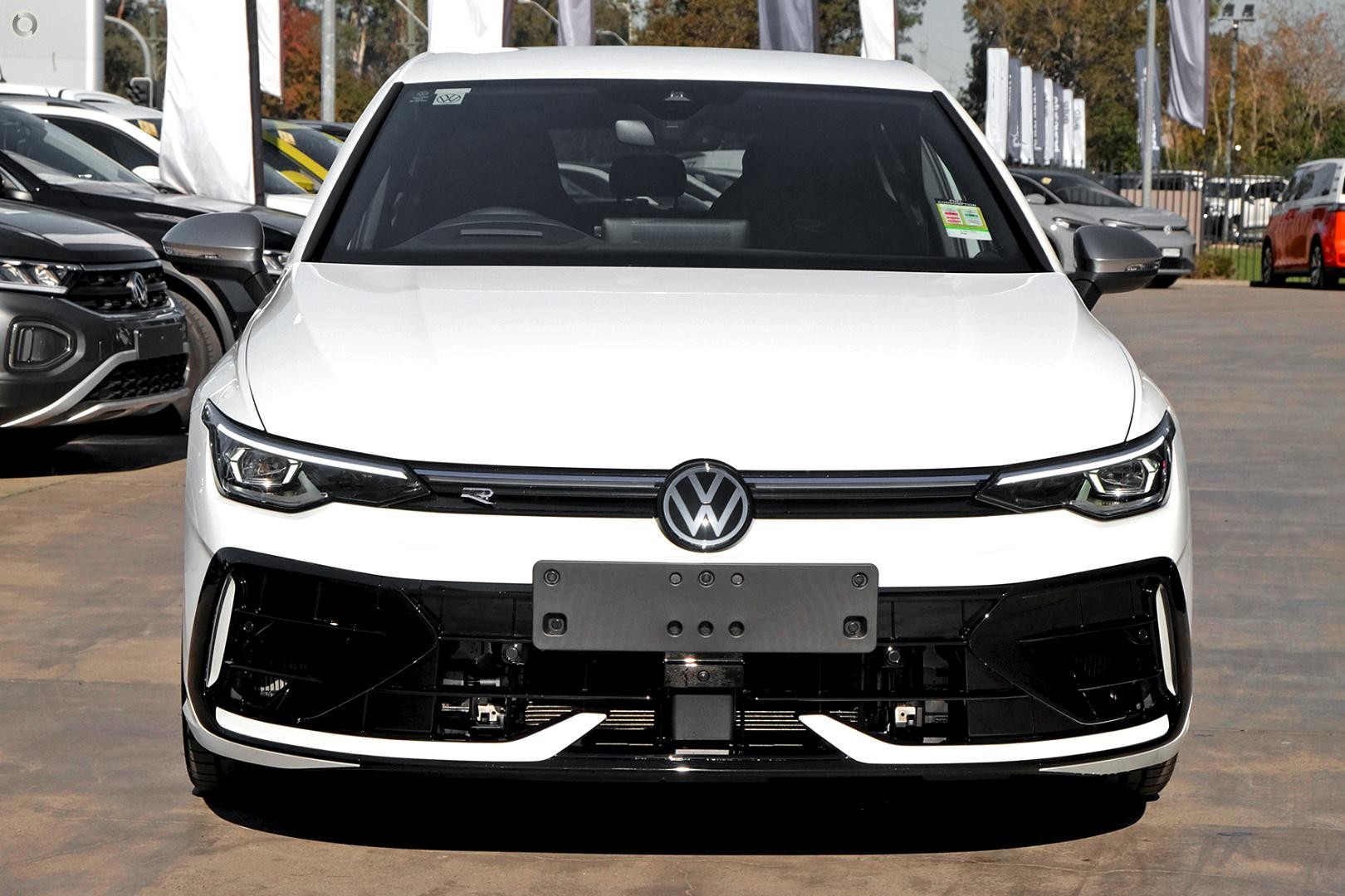 Volkswagen Golf image 2