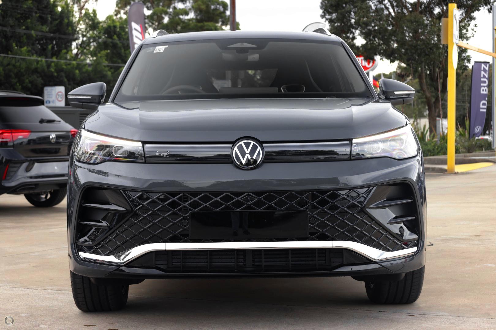 Volkswagen Tiguan image 2
