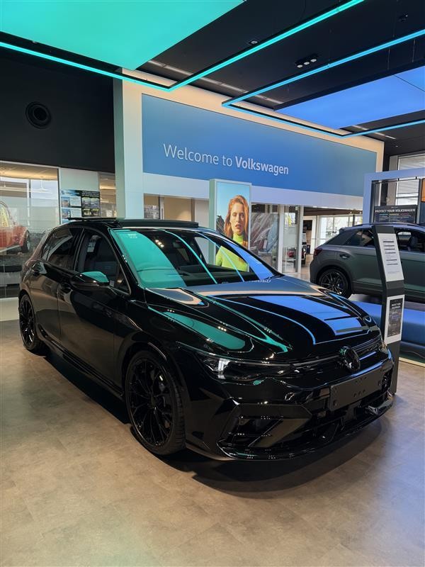 Volkswagen Golf image 1