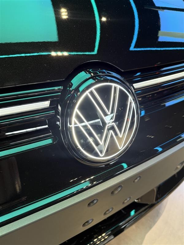 Volkswagen Golf image 2