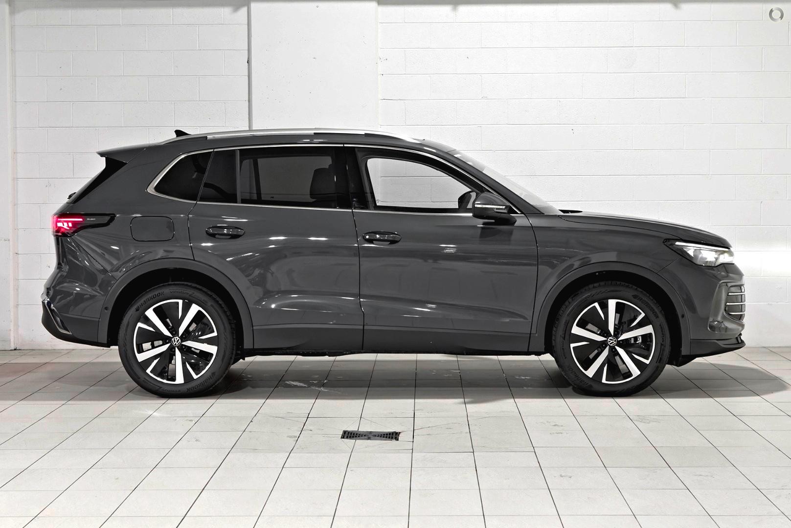 Volkswagen Tiguan image 4