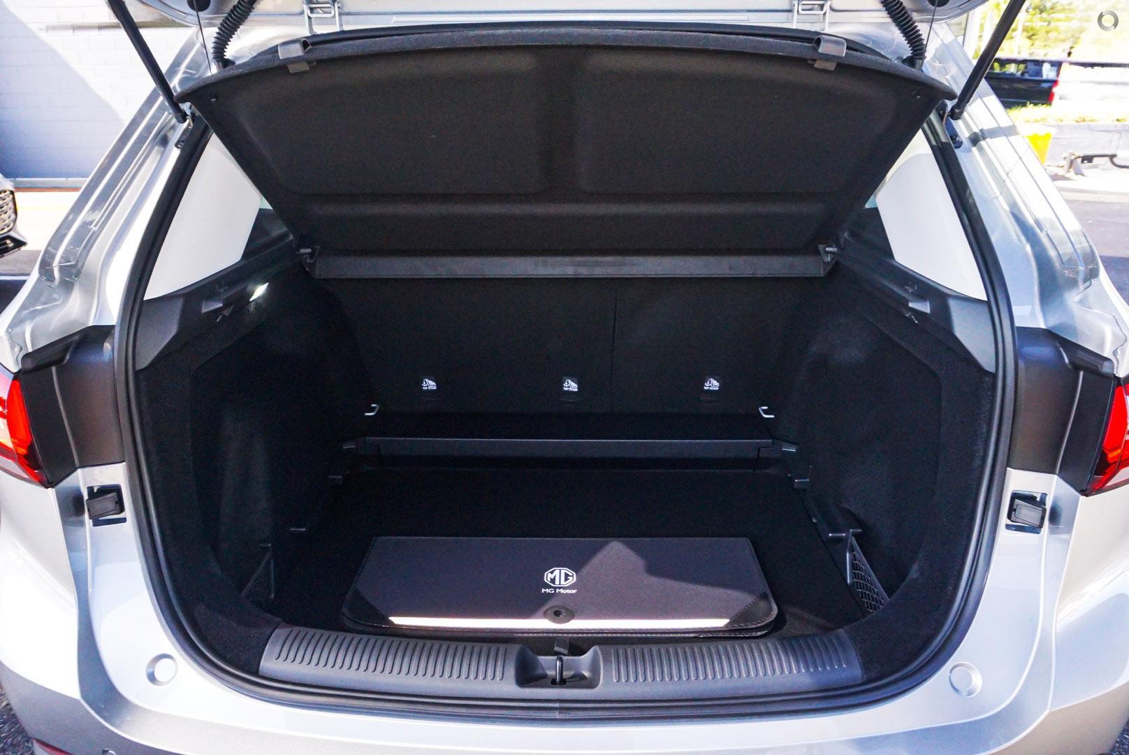 MG Zs image 3