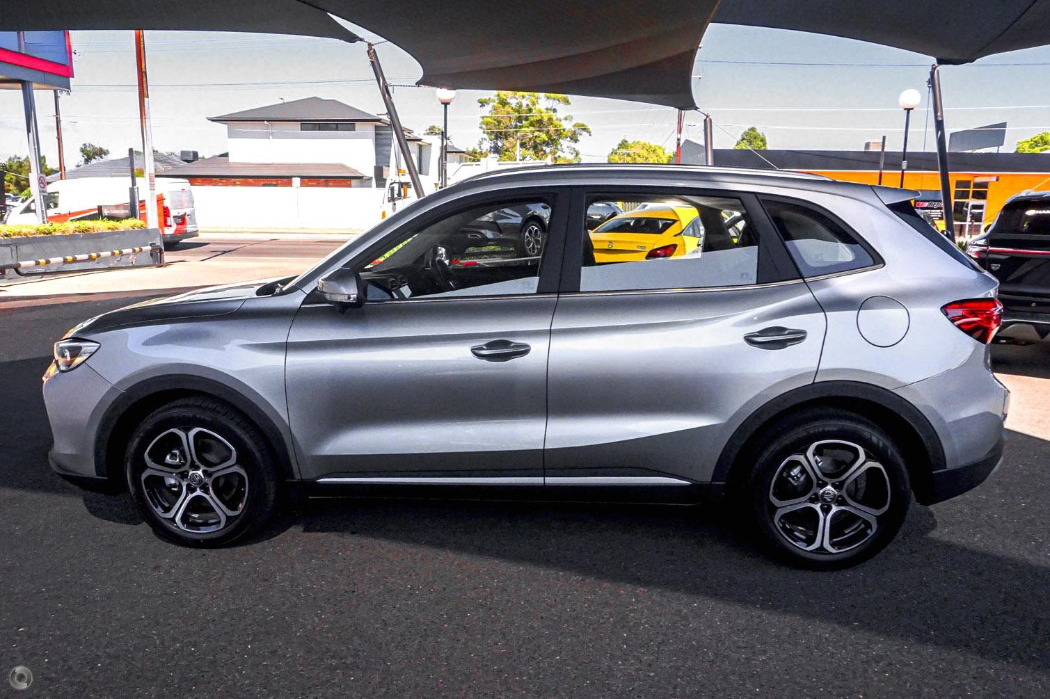 MG Zs image 4