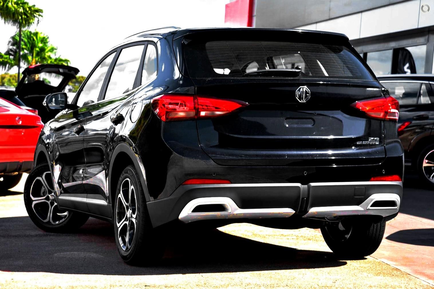 MG Zs image 4