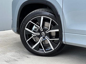 https://dvg-vehicle-assets.s3.amazonaws.com/204027/6397cyeimp22186q1u5tmef8r.jpg