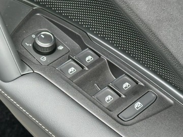 https://dvg-vehicle-assets.s3.amazonaws.com/204027/bhb3tv9zz5bltzt5sudgvn1gq.jpg
