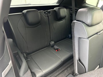 https://dvg-vehicle-assets.s3.amazonaws.com/204027/by82j9x41sxlr1ixuq0m8z5t6.jpg