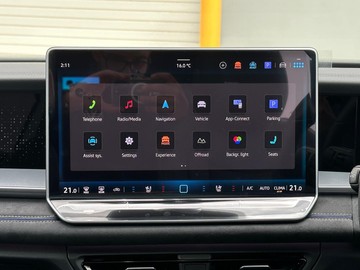 https://dvg-vehicle-assets.s3.amazonaws.com/204027/c9h3qdmwp52buab0c8043b5tt.jpg