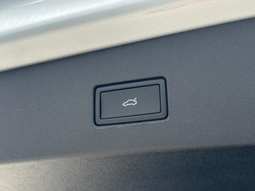 https://dvg-vehicle-assets.s3.amazonaws.com/204027/ddcboznr5a1iqchxeou35r00q.jpg