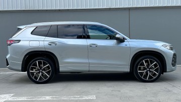 https://dvg-vehicle-assets.s3.amazonaws.com/204027/e9m7v34srjcebheuy9z15qrh7.jpg