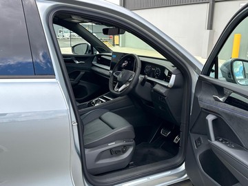 https://dvg-vehicle-assets.s3.amazonaws.com/204027/ea56hb7e8ry6k7ly8zfflsu6a.jpg