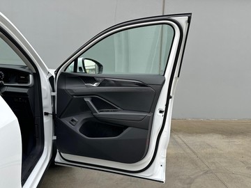 https://dvg-vehicle-assets.s3.amazonaws.com/204207/35w6jptto186thdtbl2n42f5t.jpg
