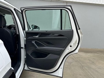 https://dvg-vehicle-assets.s3.amazonaws.com/204207/9l6rkhta5iaknlhiywrsbnk6g.jpg