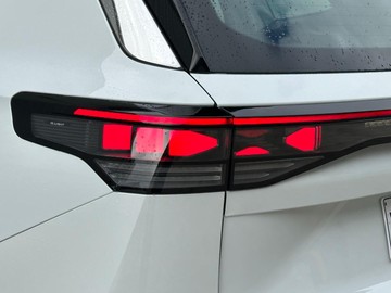 https://dvg-vehicle-assets.s3.amazonaws.com/204207/cuvtggqvntup3xj1issn9gs8v.jpg