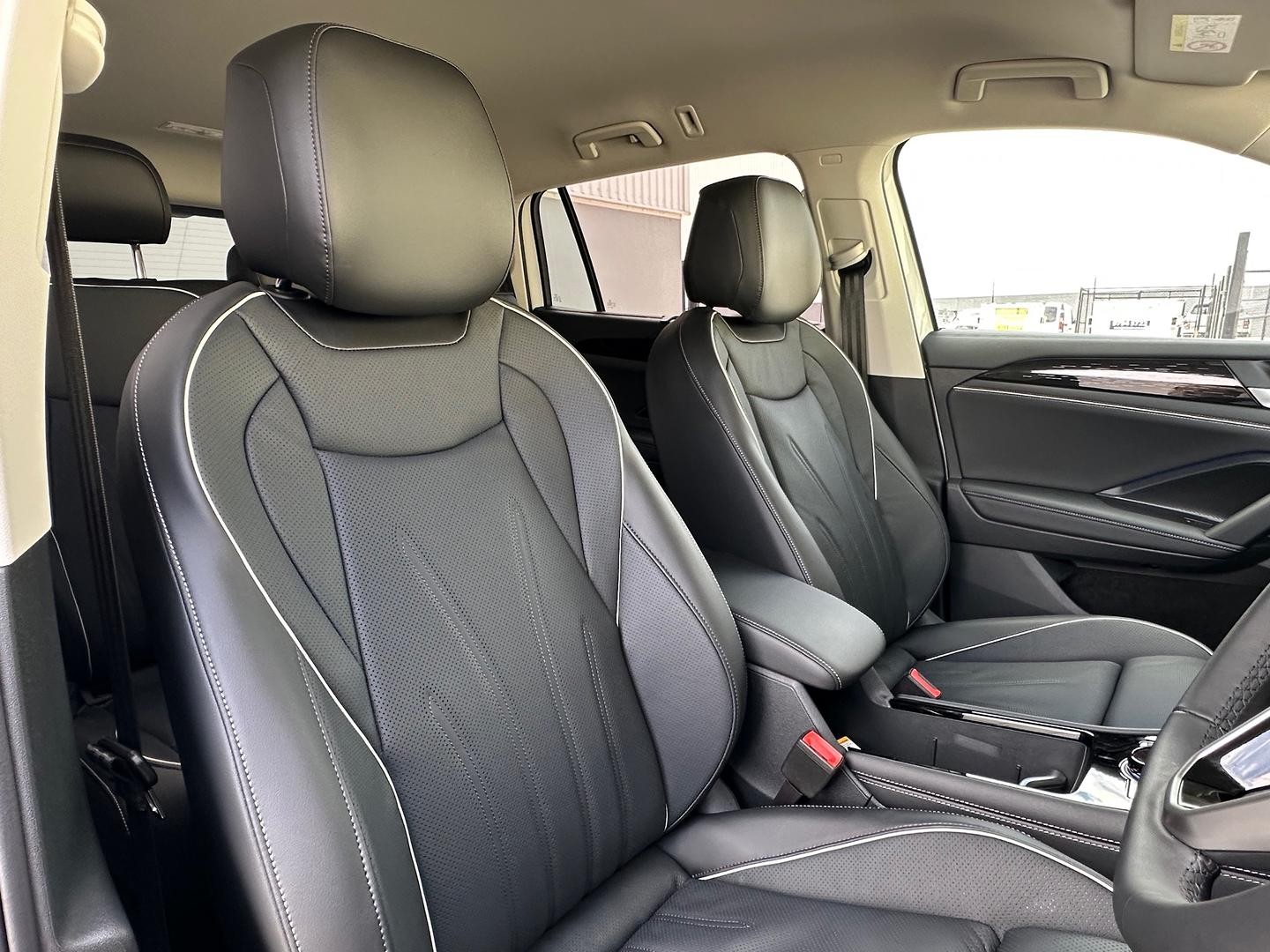 Volkswagen Tayron image 4