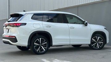 https://dvg-vehicle-assets.s3.amazonaws.com/204333/6sftaj4p91ea4anhkix2tpc1t.jpg