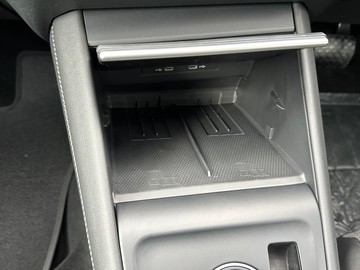https://dvg-vehicle-assets.s3.amazonaws.com/204519/15q3l7cqd8glh6tlwf1cwu7zm.jpg