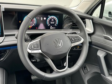 https://dvg-vehicle-assets.s3.amazonaws.com/204519/2pmfey69mmy65uhmsf4omrz2y.jpg