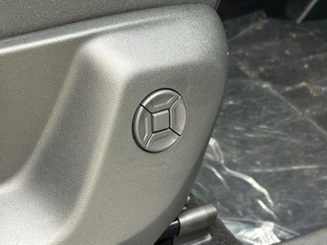 https://dvg-vehicle-assets.s3.amazonaws.com/204519/4368uqr0ch739igfaxa9glc55.jpg