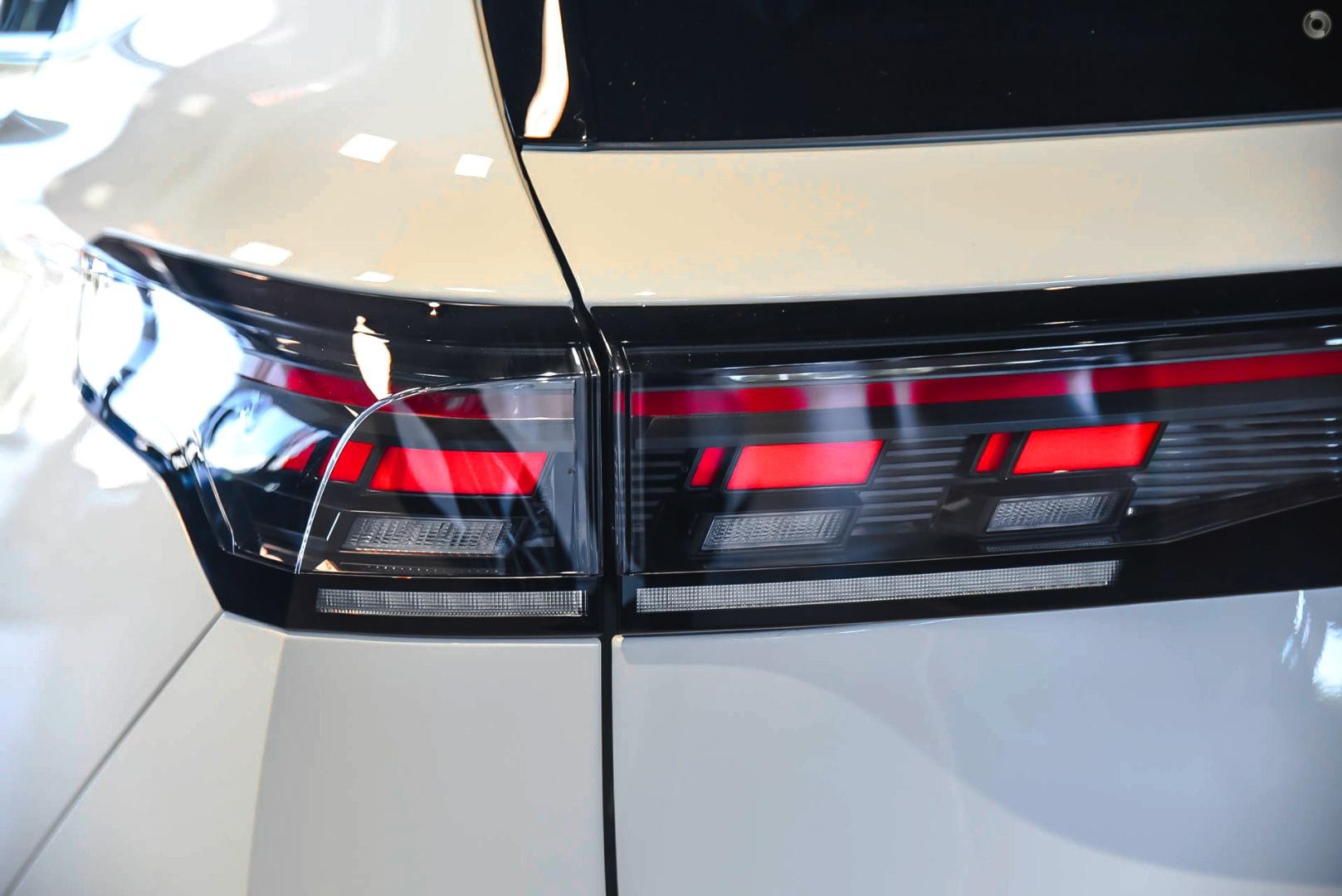 Volkswagen Tiguan image 4
