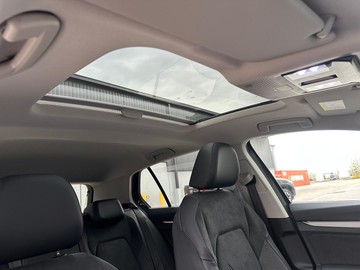 https://dvg-vehicle-assets.s3.amazonaws.com/205971/4jn9hndjjmzrr7ddcbc8unw83.jpg