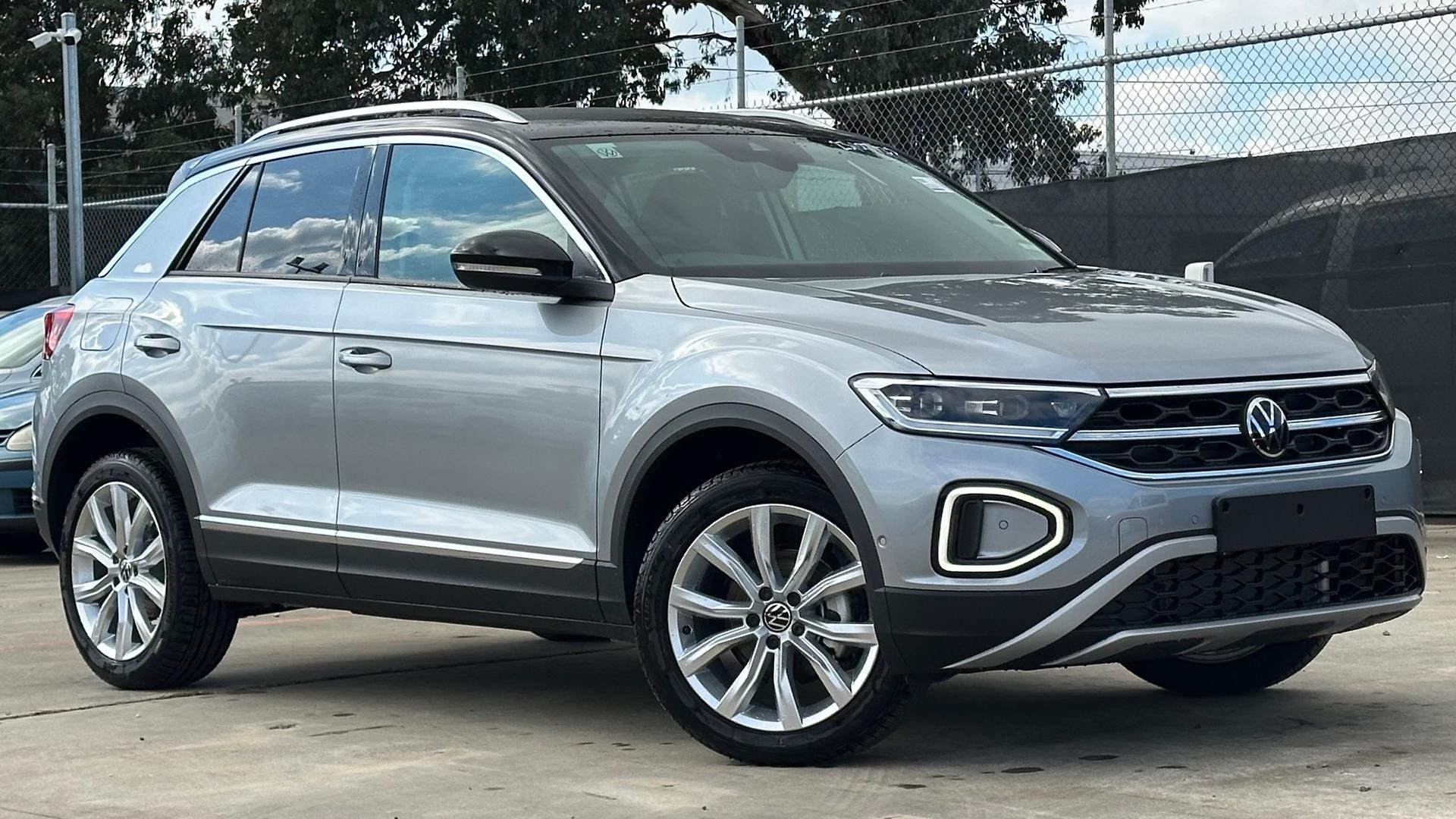 Volkswagen T-roc image 1