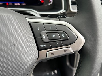 https://dvg-vehicle-assets.s3.amazonaws.com/206022/455yzletr5okar0d3jod8oox7.jpg