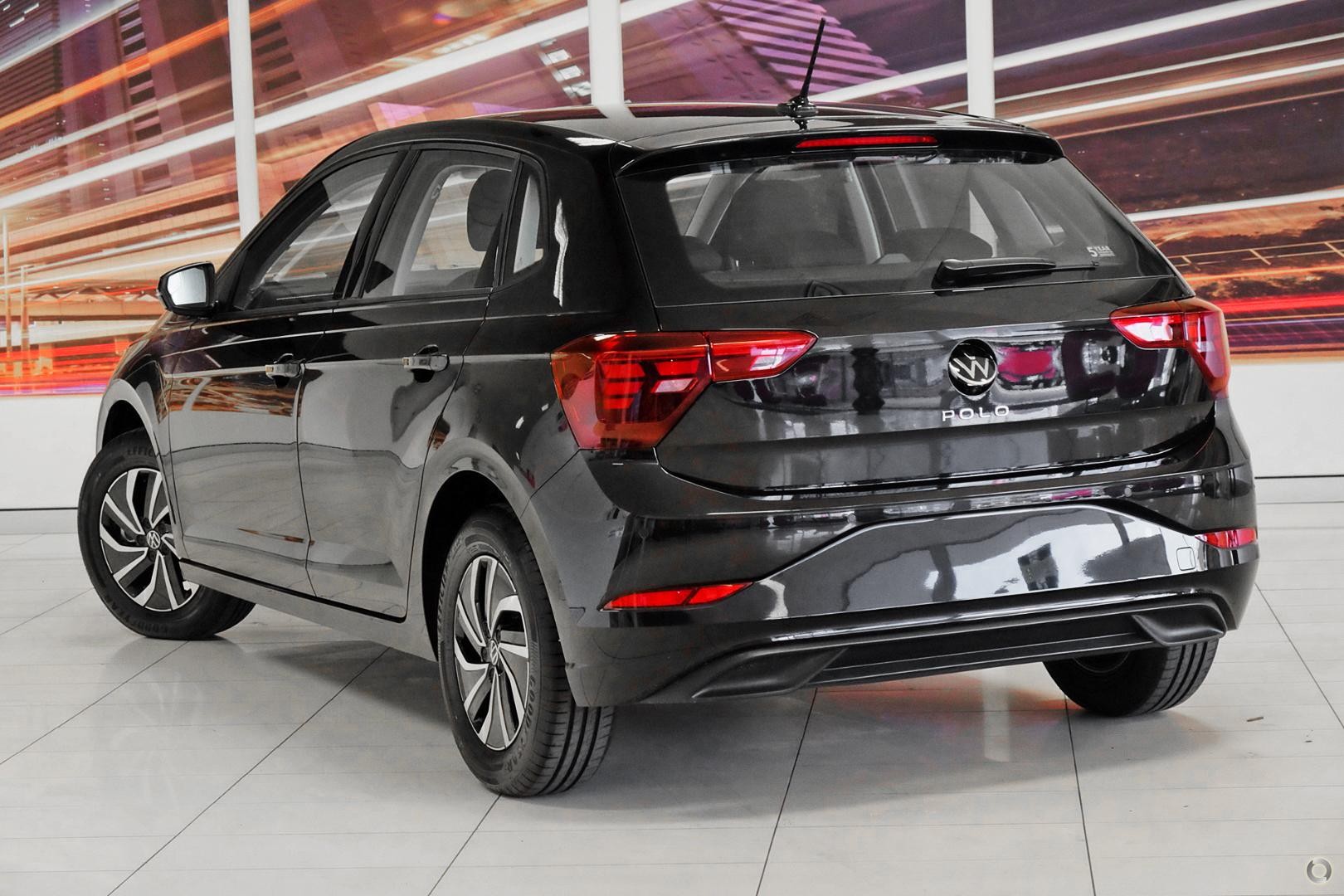 Volkswagen Polo image 4
