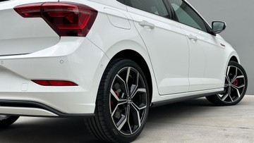 https://dvg-vehicle-assets.s3.amazonaws.com/206034/4bfn6xav13wqotxyman7alui0.jpg