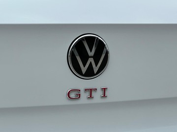 https://dvg-vehicle-assets.s3.amazonaws.com/206034/bom4a1g6fk1humxhvxt5ofvgd.jpg