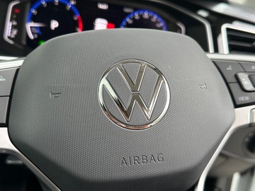 https://dvg-vehicle-assets.s3.amazonaws.com/206035/ebmgxaon4rhmy7yc15g5kc1xd.jpg