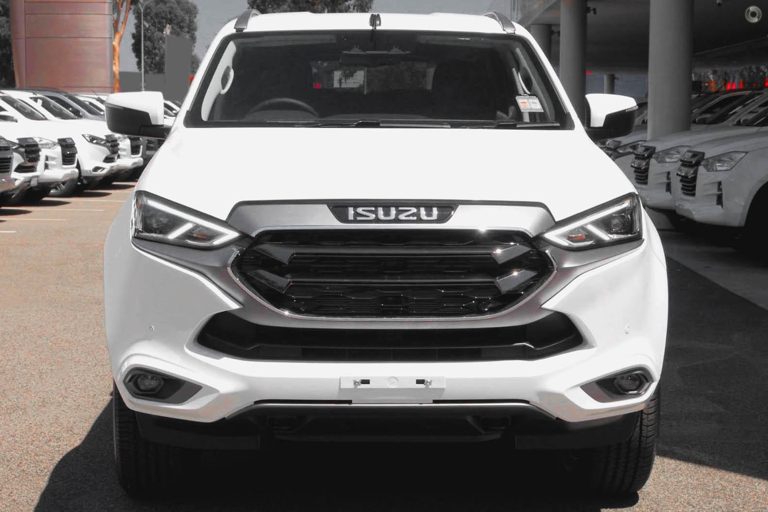 Isuzu Mu-x image 2