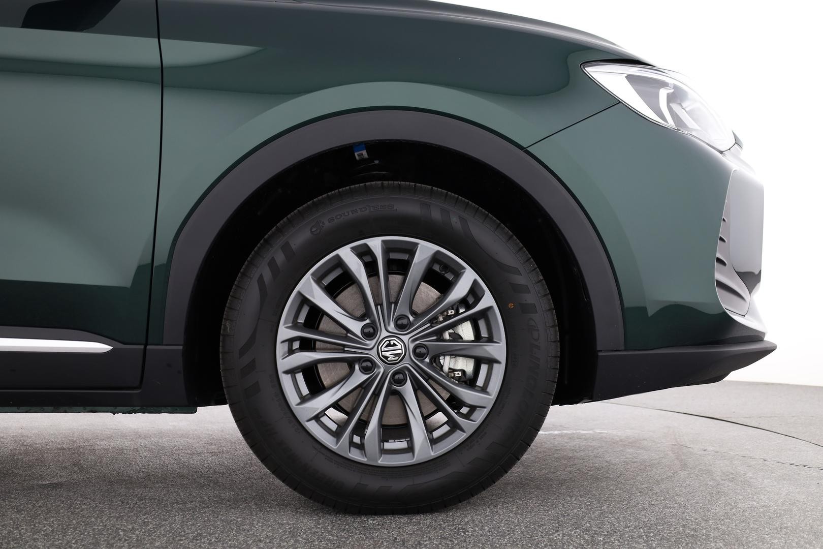 MG Zs image 3
