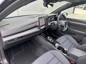 https://dvg-vehicle-assets.s3.amazonaws.com/208250/6vxbnnkxfurf6aepc25477n8s.jpg
