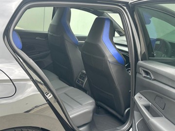 https://dvg-vehicle-assets.s3.amazonaws.com/208250/7yqkgw90vz5ph943oatzl4l8f.jpg