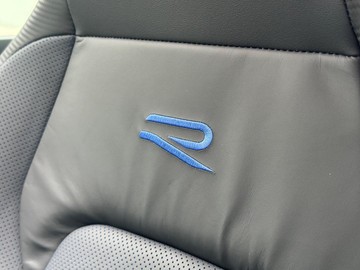 https://dvg-vehicle-assets.s3.amazonaws.com/208250/a4bo4o2zevg6syssojunzmskp.jpg