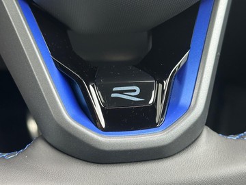 https://dvg-vehicle-assets.s3.amazonaws.com/208250/a8fyzh984vagg4cvy1glhym9y.jpg