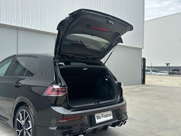 https://dvg-vehicle-assets.s3.amazonaws.com/208250/bgcz6vukr7dxqf4ue12qngv52.jpg