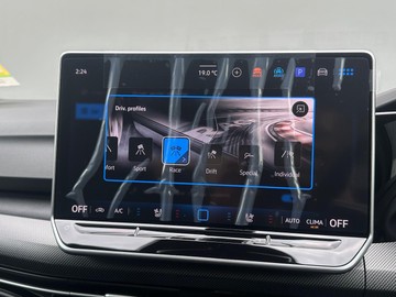 https://dvg-vehicle-assets.s3.amazonaws.com/208250/nmdve81u1lhlyfvxzfivupuj.jpg