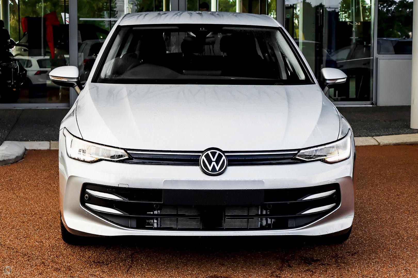 Volkswagen Golf image 2