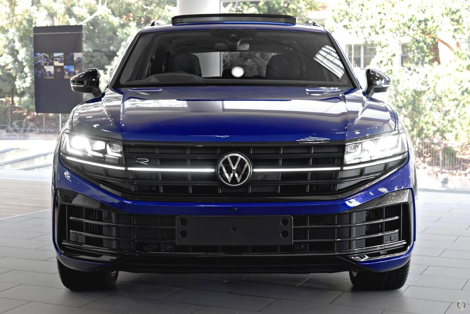 Volkswagen Touareg image 2