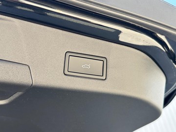 https://dvg-vehicle-assets.s3.amazonaws.com/208302/25k3y58hzb1cey2ue1d56fm8p.jpg