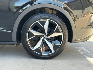 https://dvg-vehicle-assets.s3.amazonaws.com/208302/2chw5y5mwjhkueah1kidrpd0t.jpg