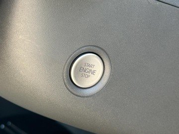 https://dvg-vehicle-assets.s3.amazonaws.com/208302/8fxgikx0mj7udjxb5tzgvnf6u.jpg