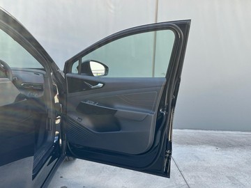 https://dvg-vehicle-assets.s3.amazonaws.com/208302/8wayhhnt913lg8lsud4lr7uvl.jpg
