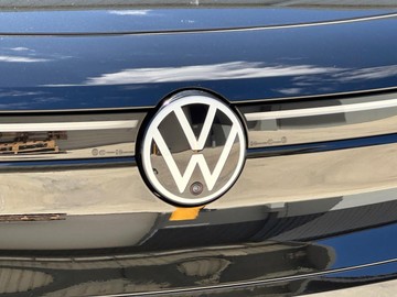 https://dvg-vehicle-assets.s3.amazonaws.com/208302/9p8vqg845b670olp9jhq7byrq.jpg