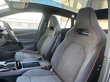 https://dvg-vehicle-assets.s3.amazonaws.com/208302/ashq8mylev83q44gapshbi3pn.jpg